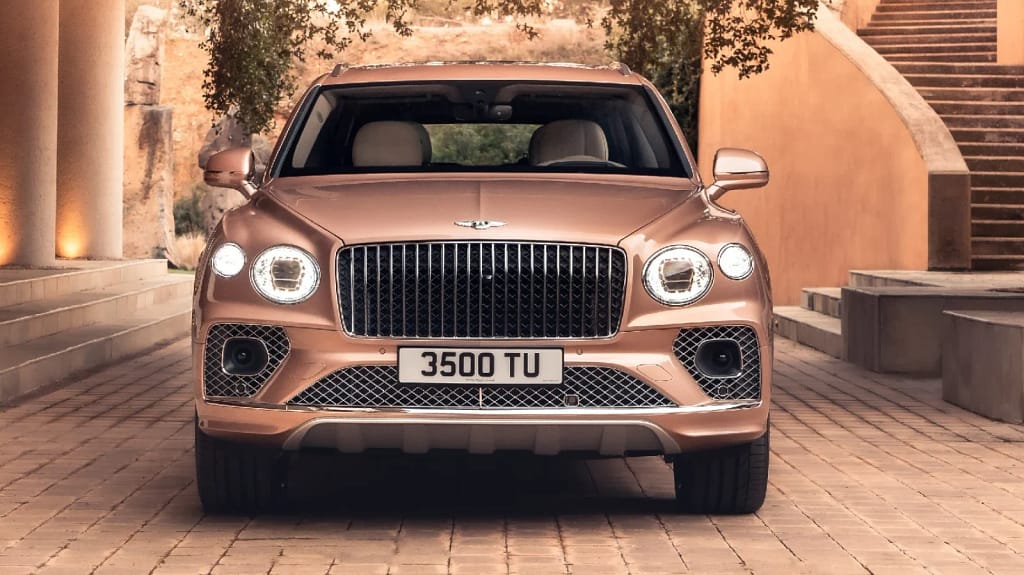 Front Profile of Bentley Bentayga